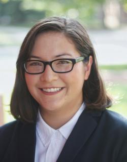 Dr. Alyssa Carlson headshot